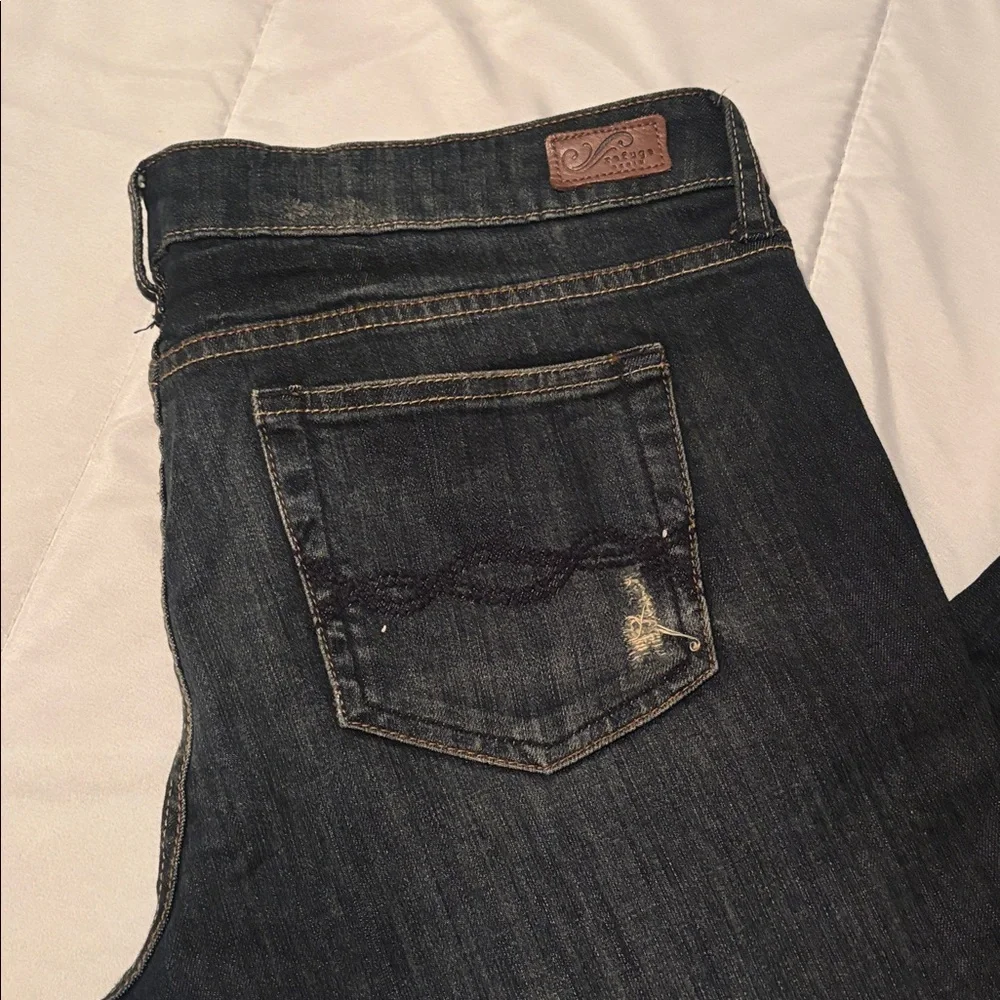 Refuge Denim cropped Stretch Jeans Women's Size 13 Blue Dark Wash Distressed
